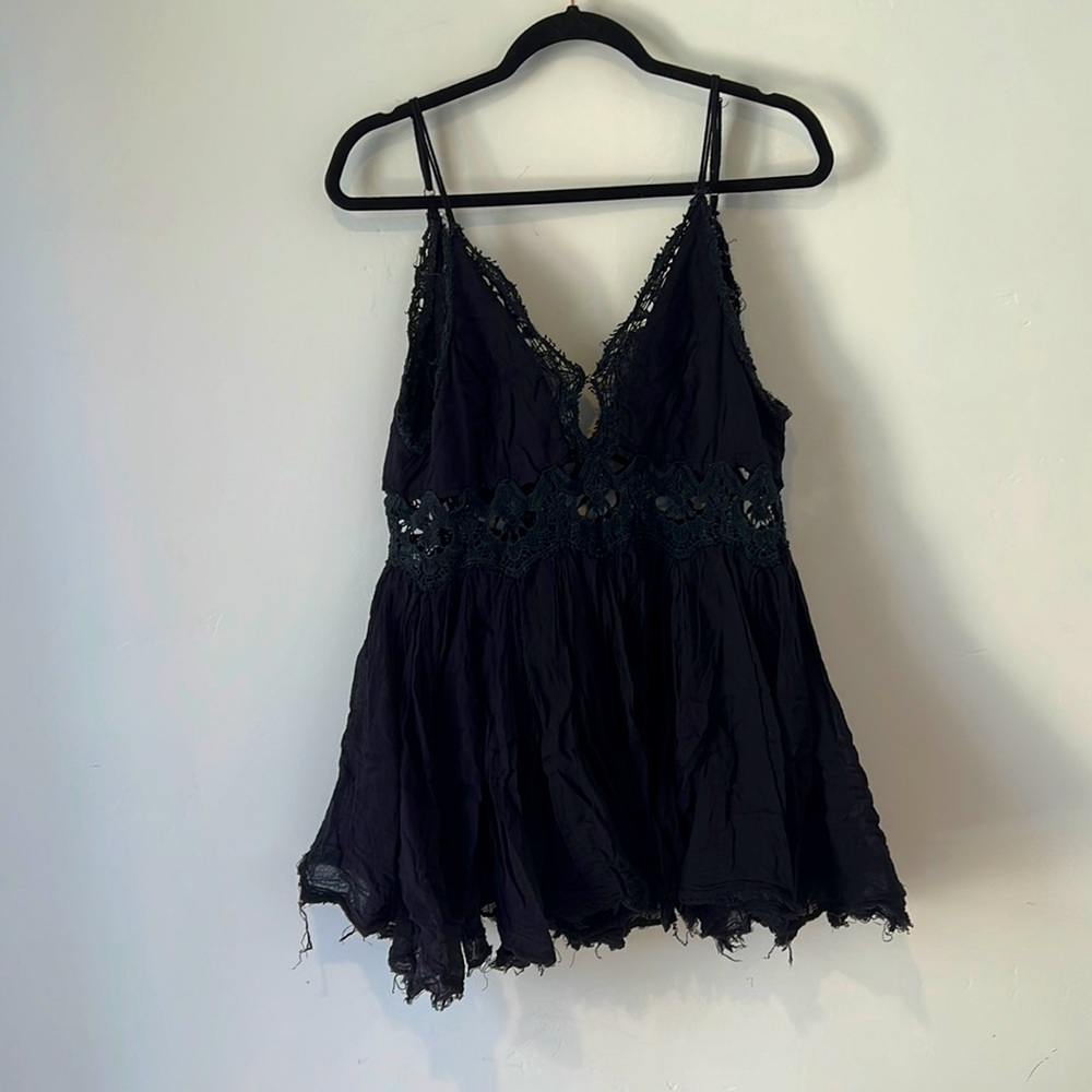 Black lace dress